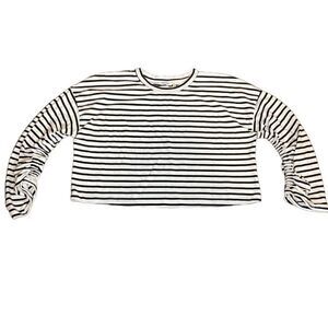 THURSDAYS OVERSIZED BLACK and White Crop Top Size Large